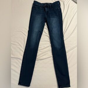 Abercrombie & Fitch size 4R skinny jeans